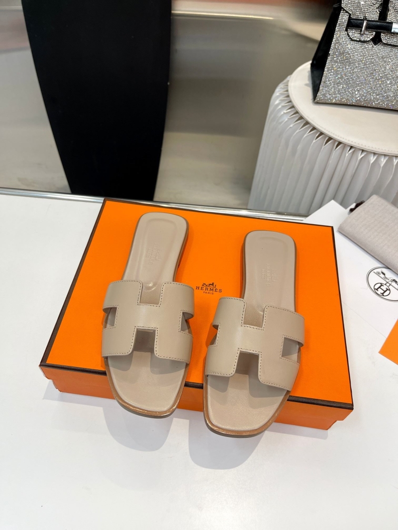 Hermes Slippers